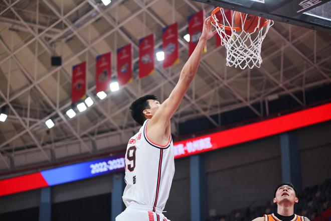 澳门威尼克斯人网站广东队徐昕经纪人：有NBA球队邀请徐昕试训但时间可能对不上(图2)